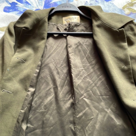 HOLT RENFREW Classics Blazer - Picture 6 of 6